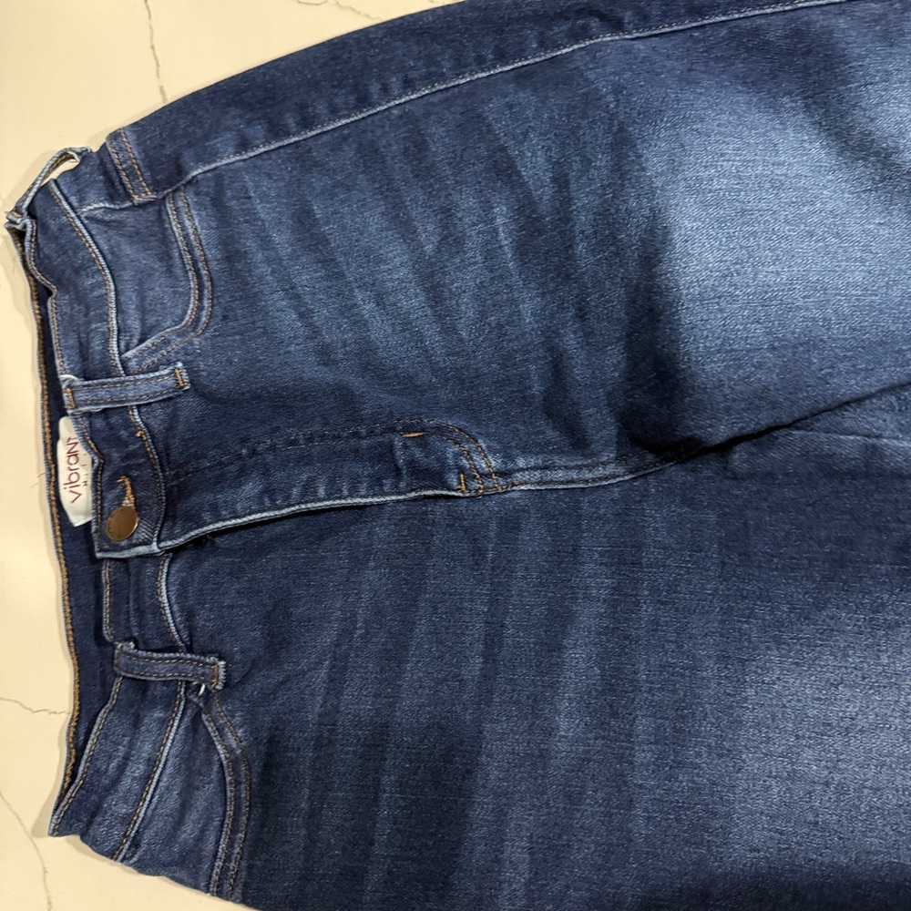 Vibrant Jeans